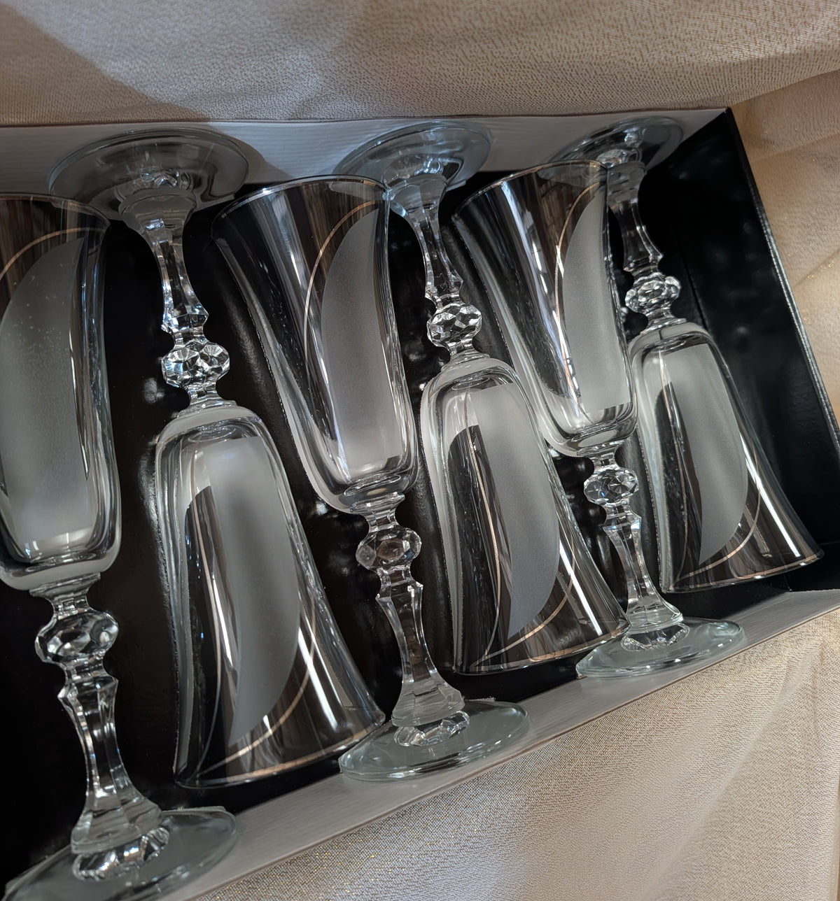 Champagne Glass set of 6 with Frosted Stripe Design
